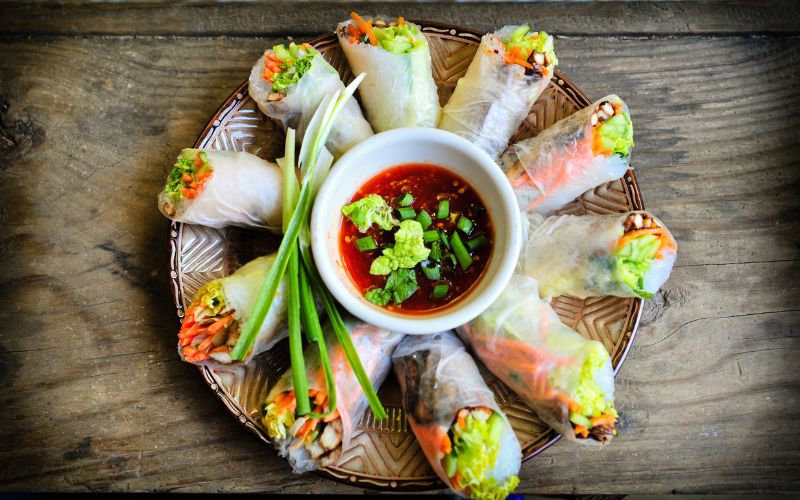 spring roll Serving suggestions